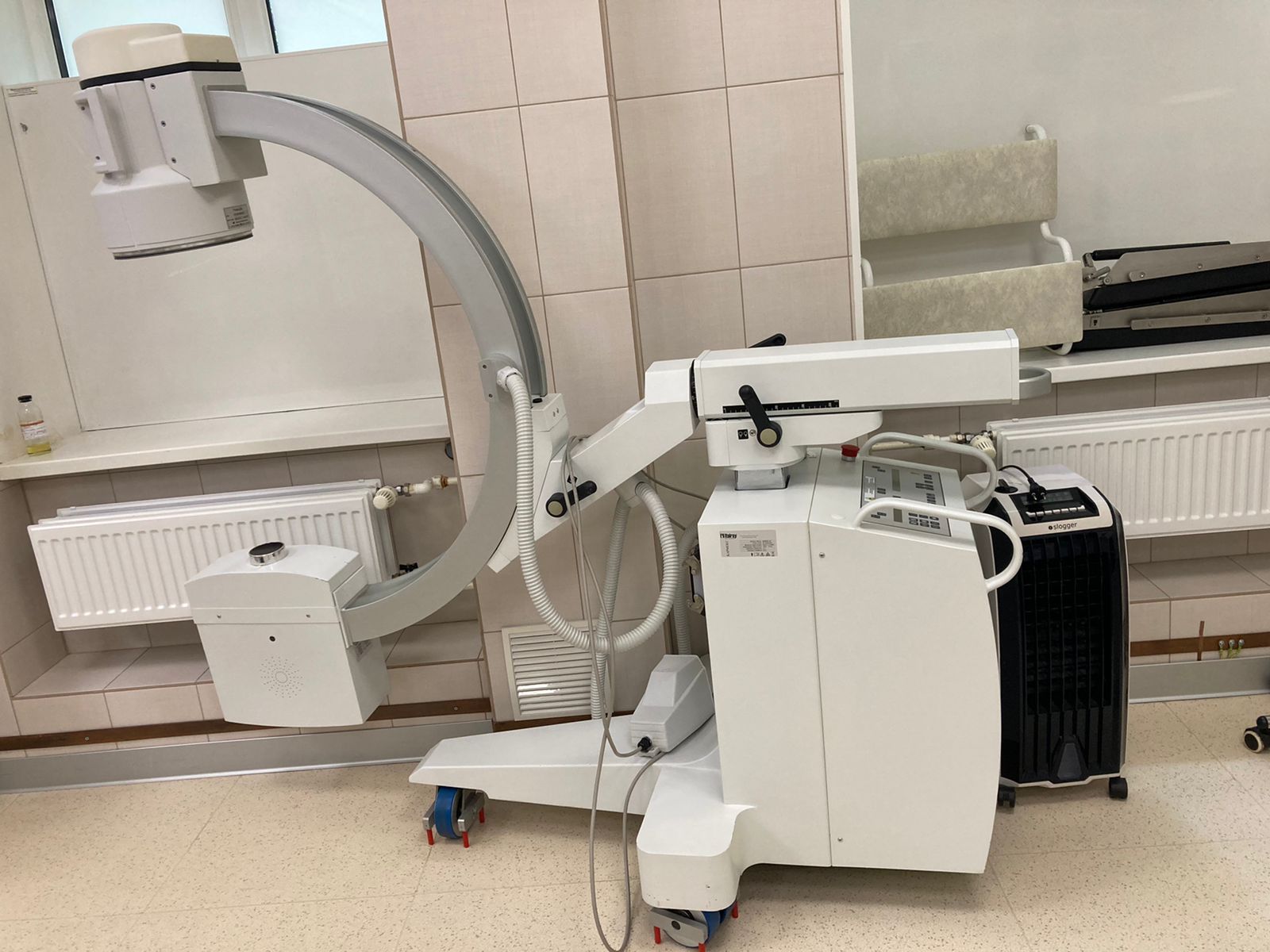 Мобильный хирургический рентгеновский аппарат типа С-дуга ItalRay CARMEX 1