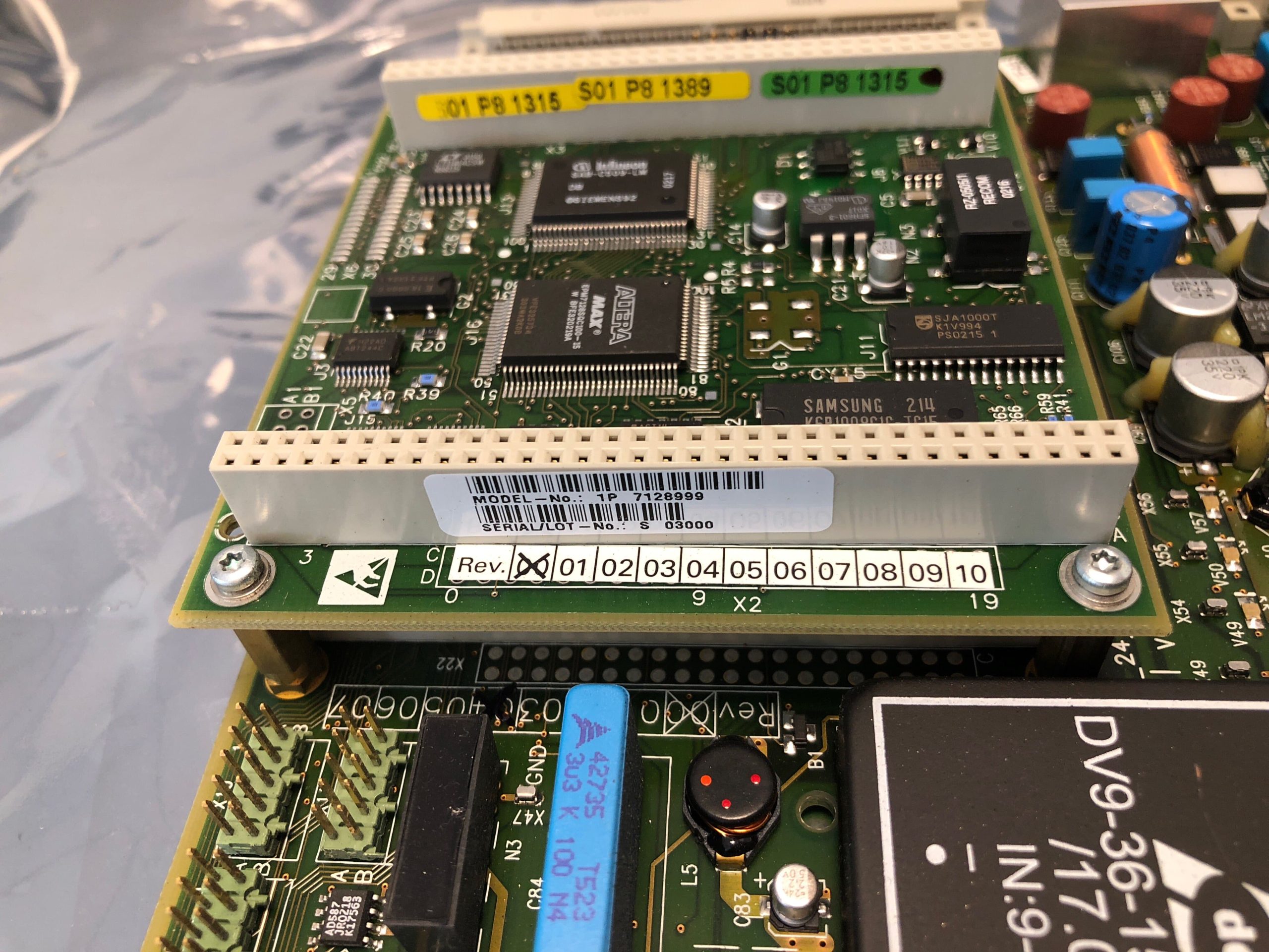 7128999-MCB2 CT P30 D2