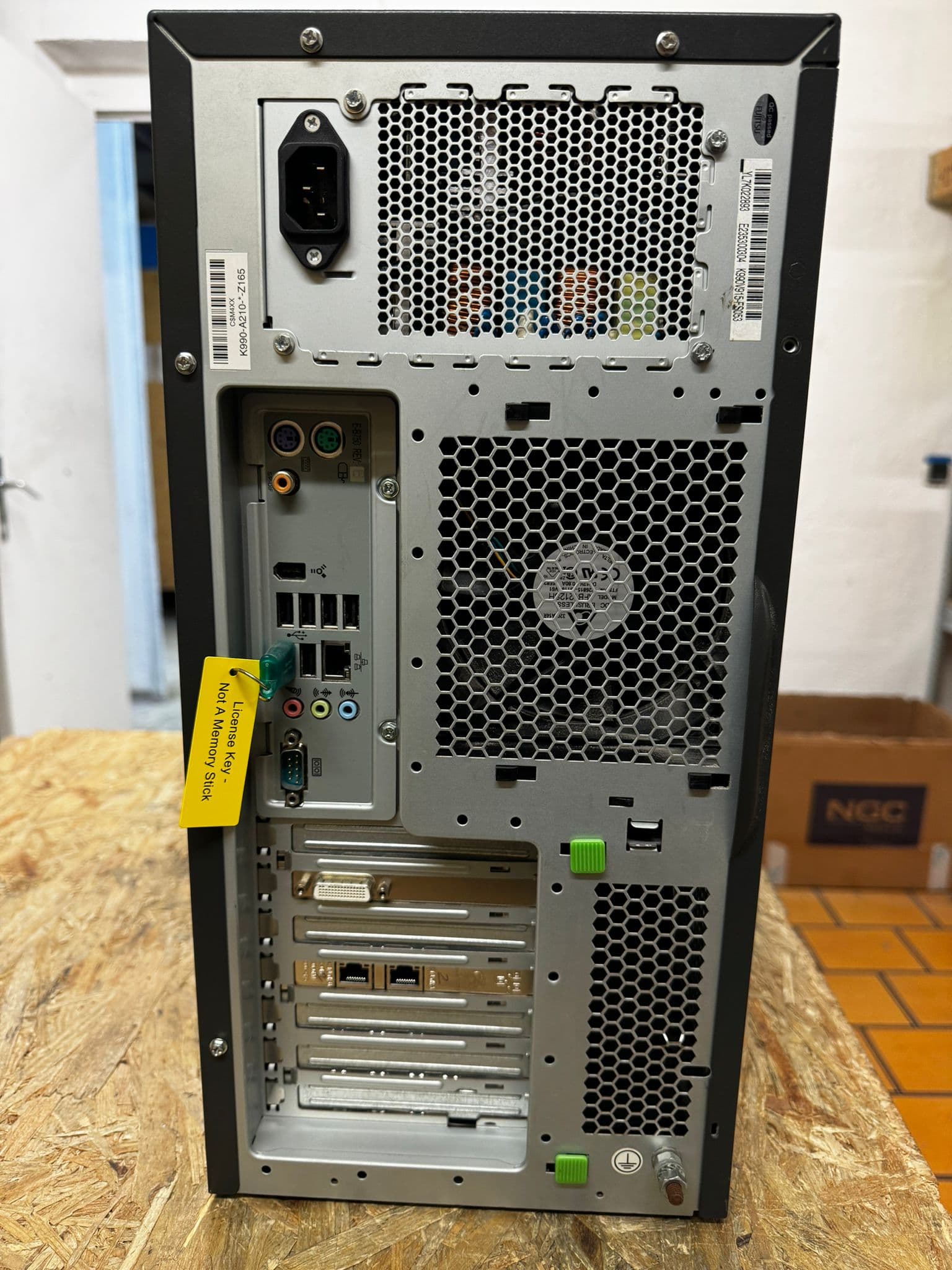 10660860-AWS M470-2 Basic Ethernet Basis Workstation