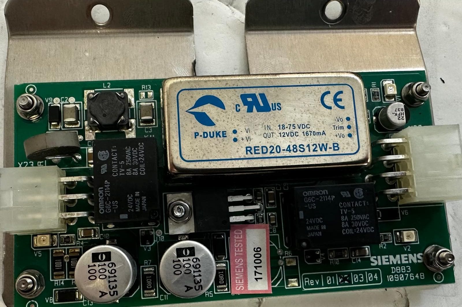 10907648-D883 board