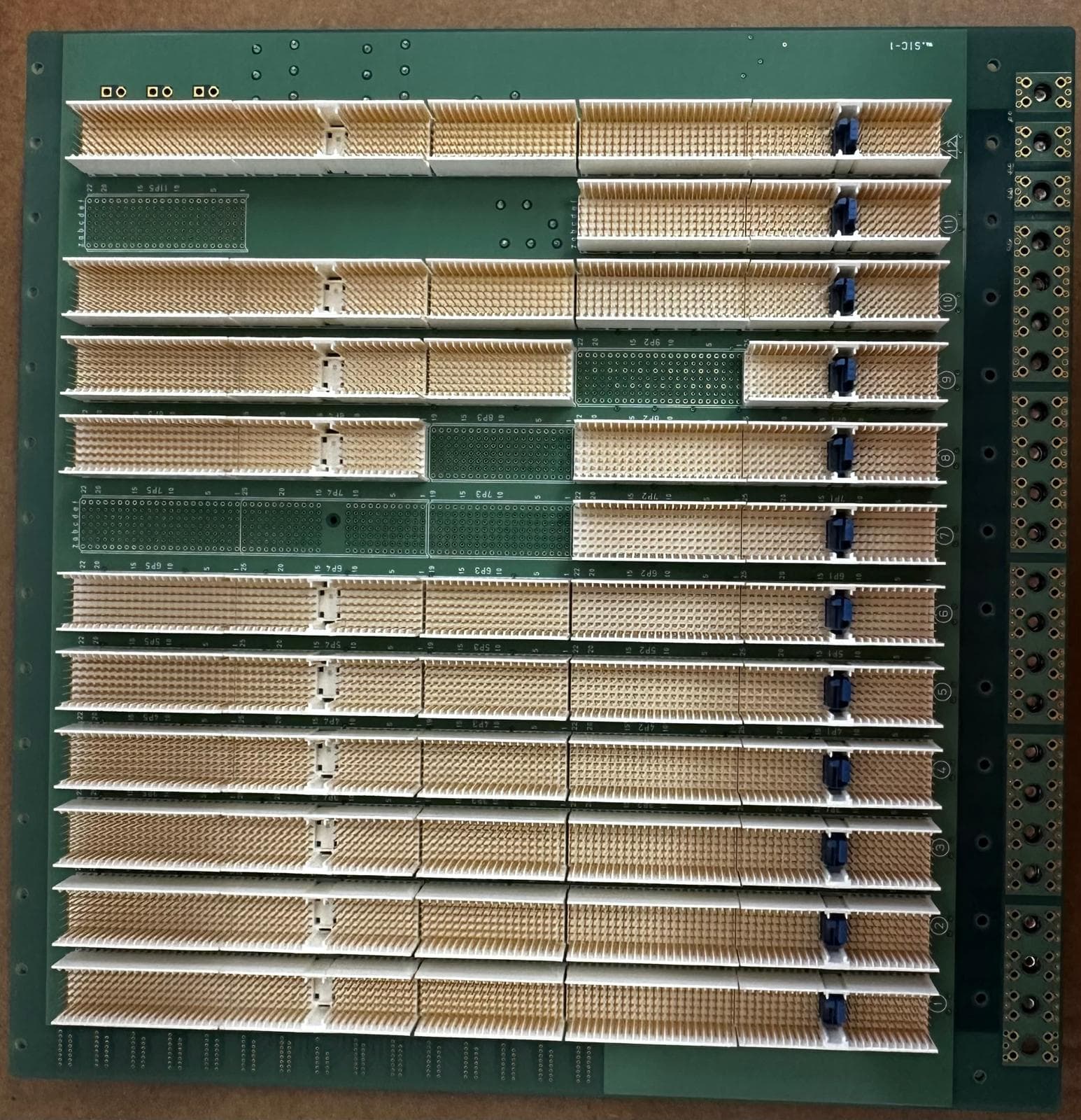 BSX17-3732-BP-Motherboard