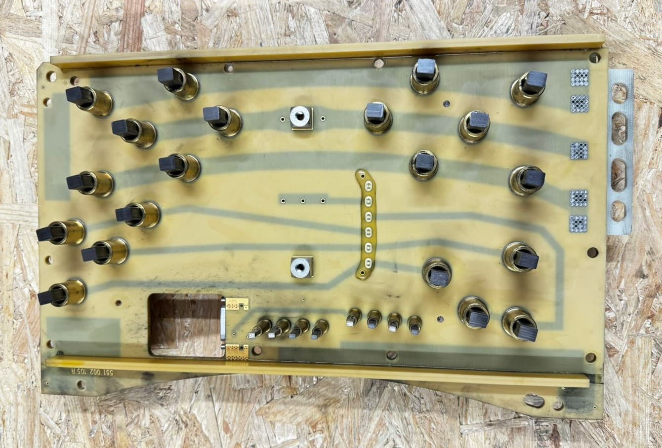 10162061-Brush Block High Power