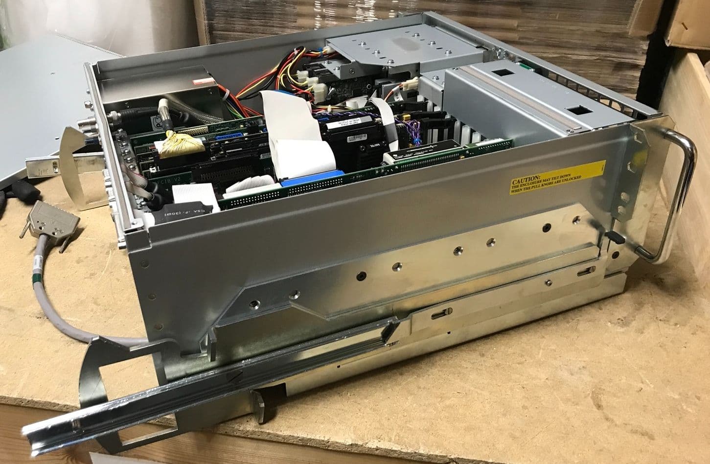 5129895-2-KAMET BOOTABLE CHASSIS