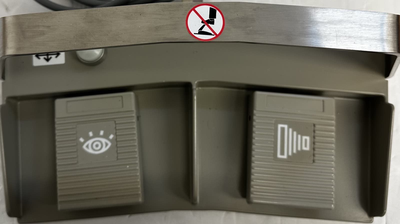 5137930-3-Foot Switch