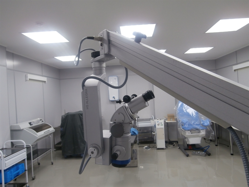 Микроскоп операционный офтальмологический ALLEGRA 90  (Moller-Wedel) (Германия) 2