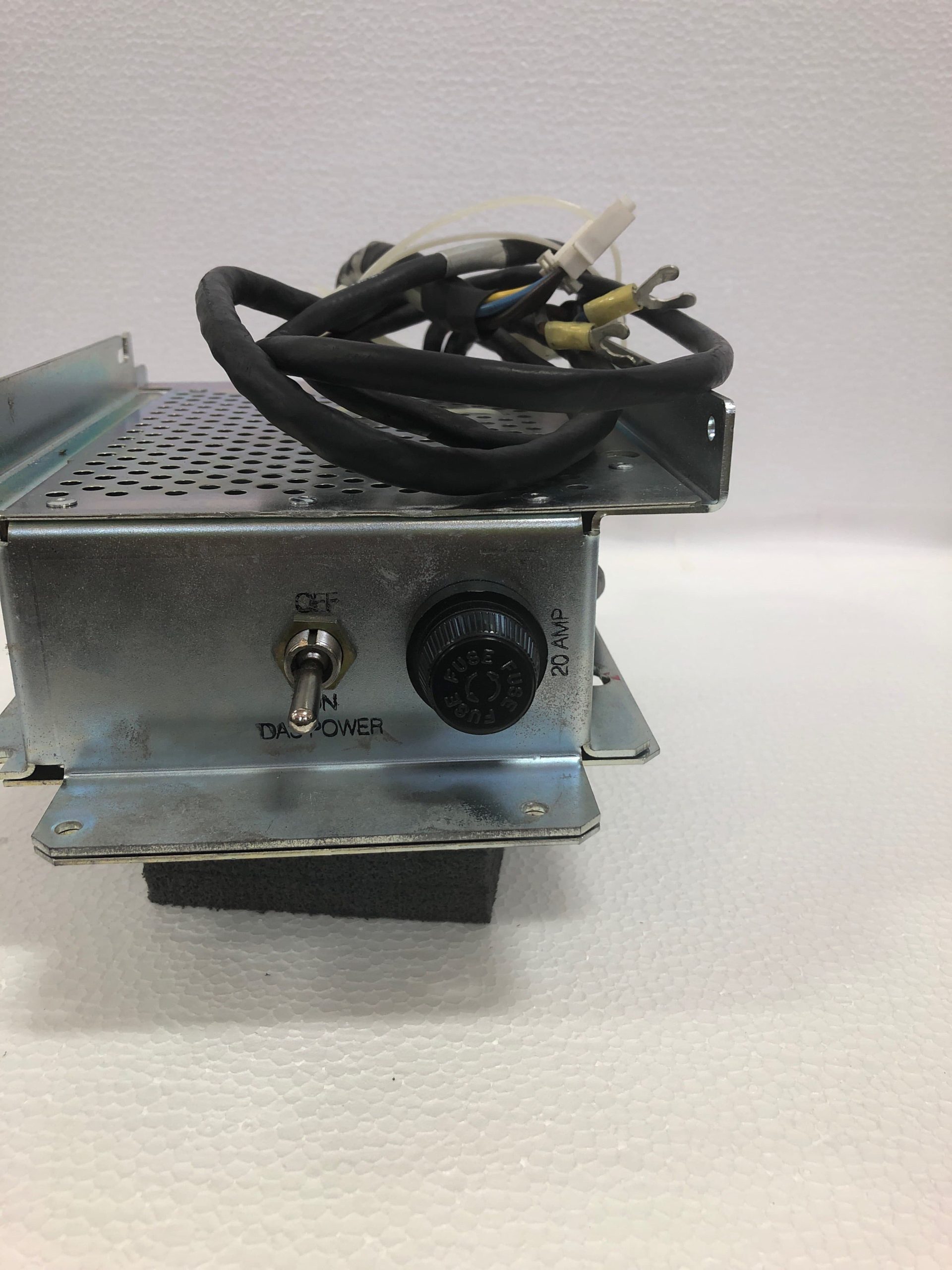 2363206-2-Fuse Box – EMC