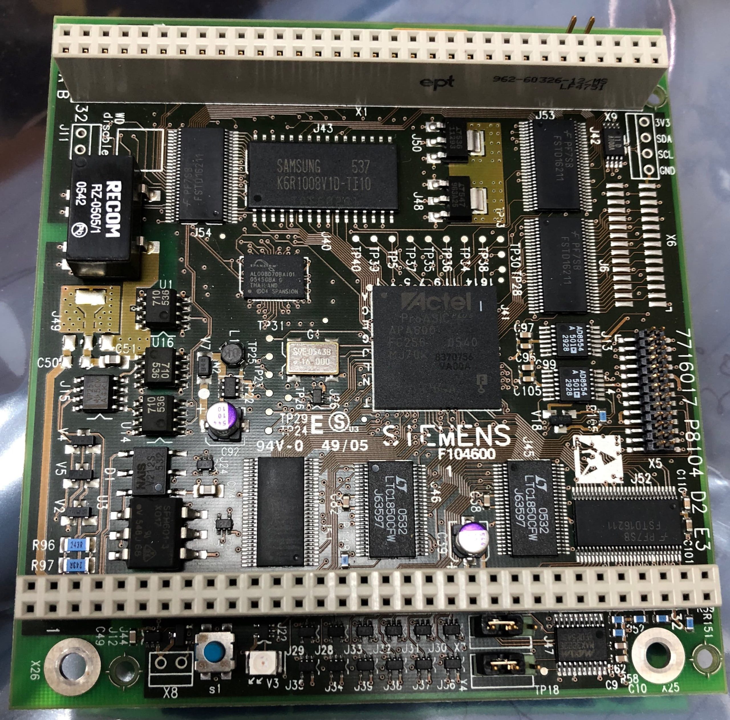 8370806-MCB2 SOC CT