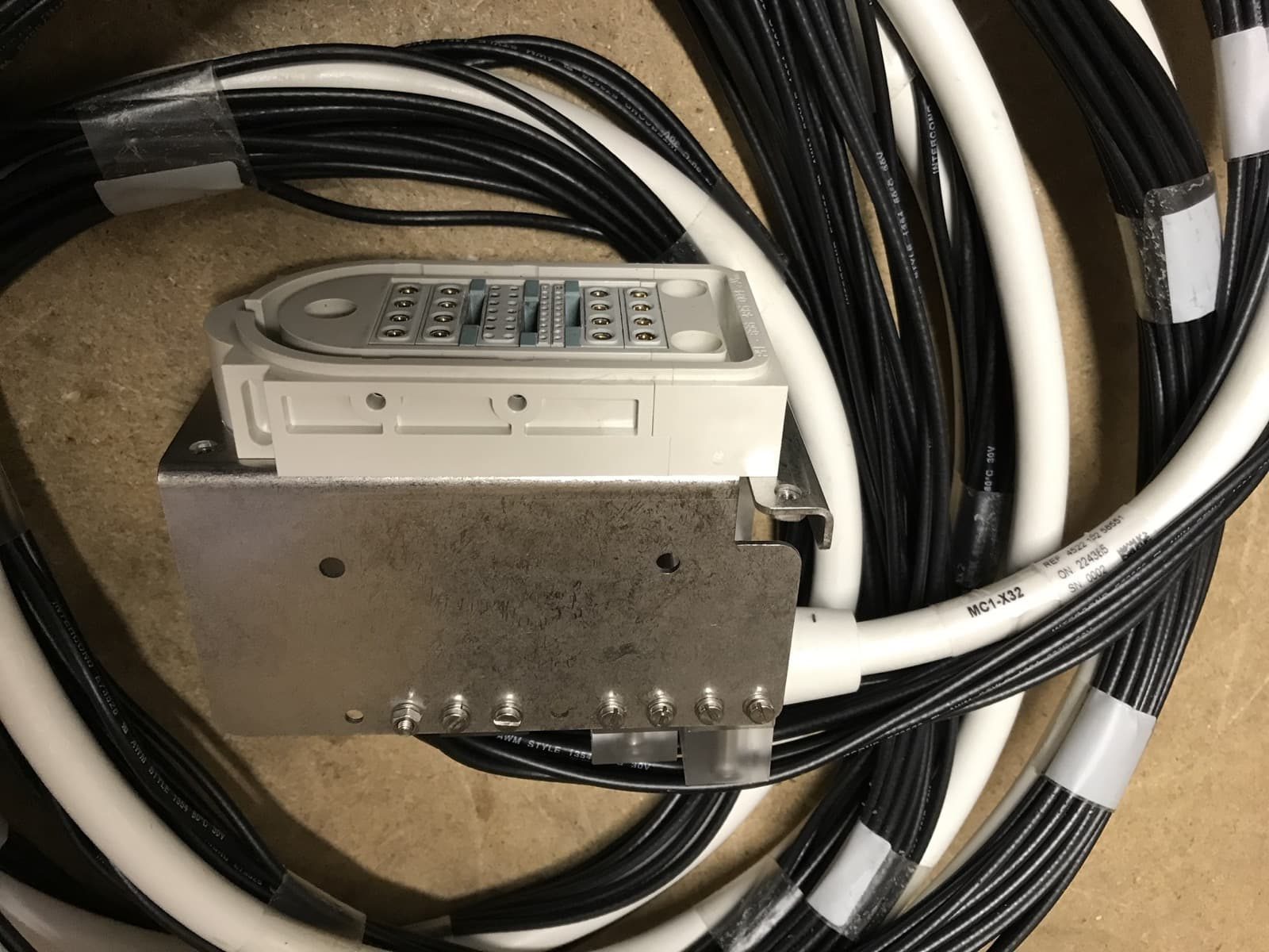 452213258551-MC1 X32 ODU CABLE