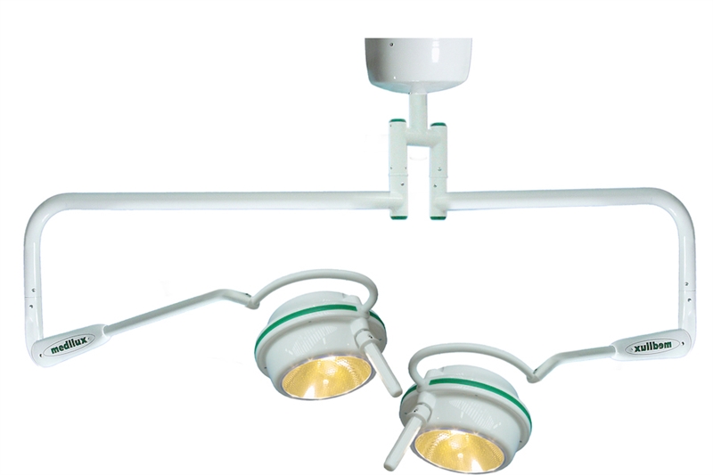 Система хирургическая осветительная MEDILUX 375 трехпрожекторная (Famed) 1