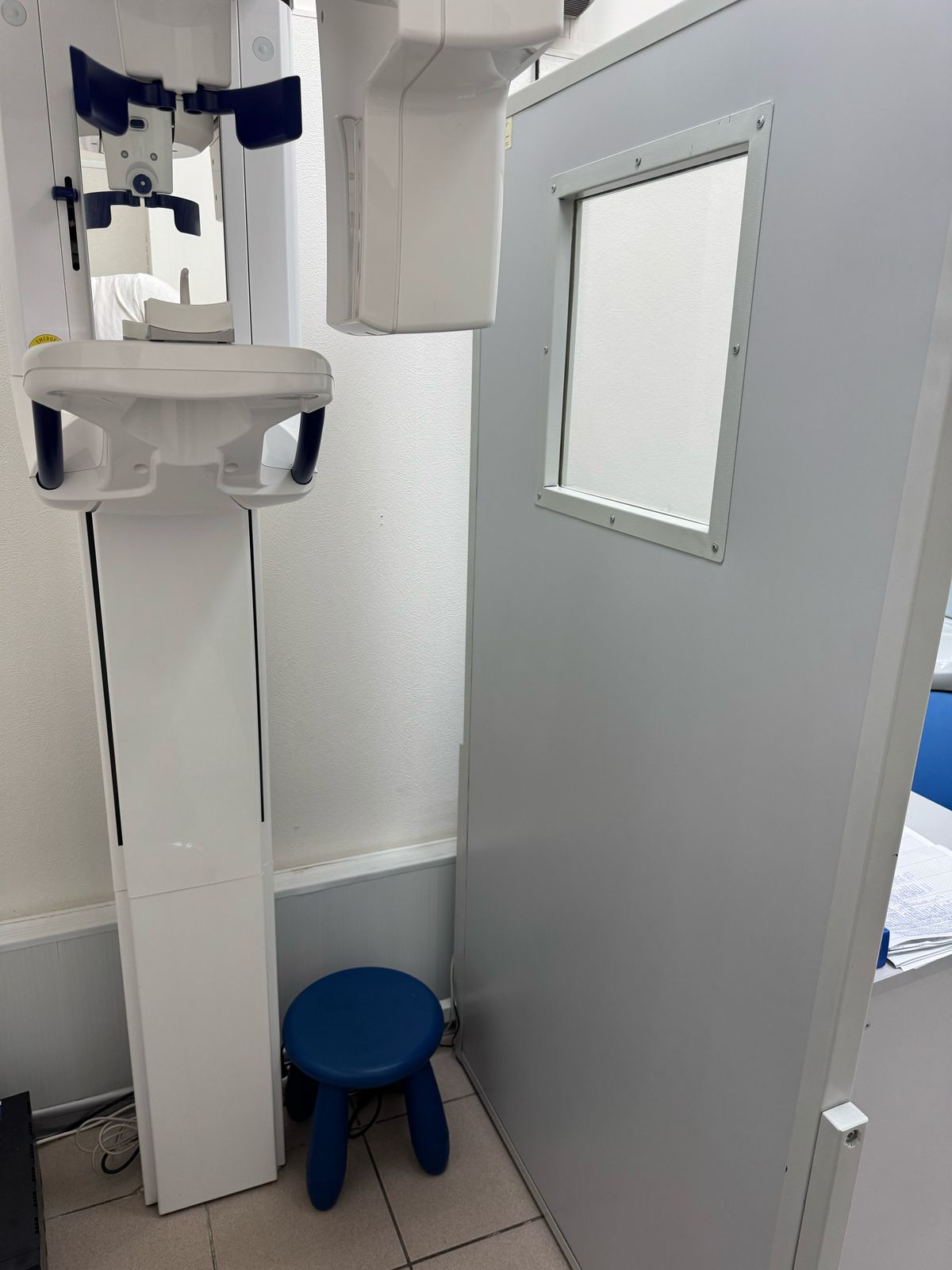 Цифровая панорамная рентгенодиагностическая система GENDEX GXDP-300  KaVo 2