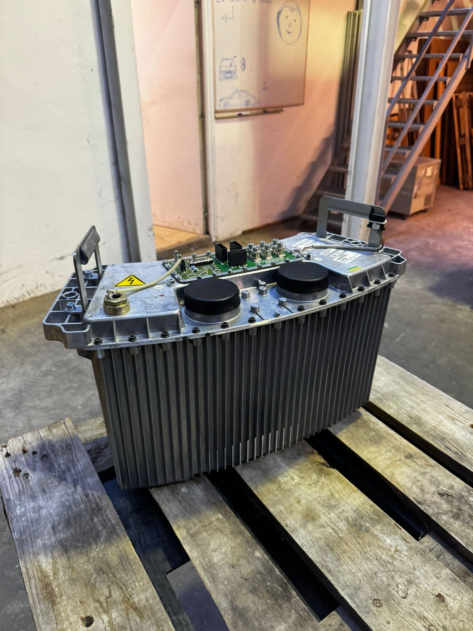 7716918-High Voltage Transformer a100
