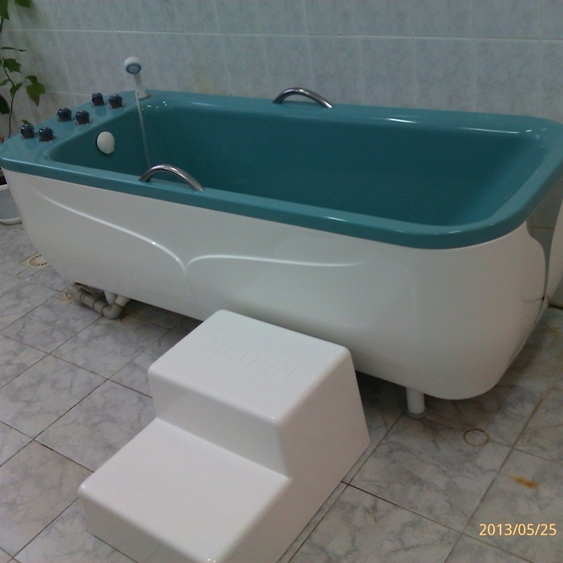 Бальнеологическая ванна BALMED Standard Air64  (цвет – калипсо) 2