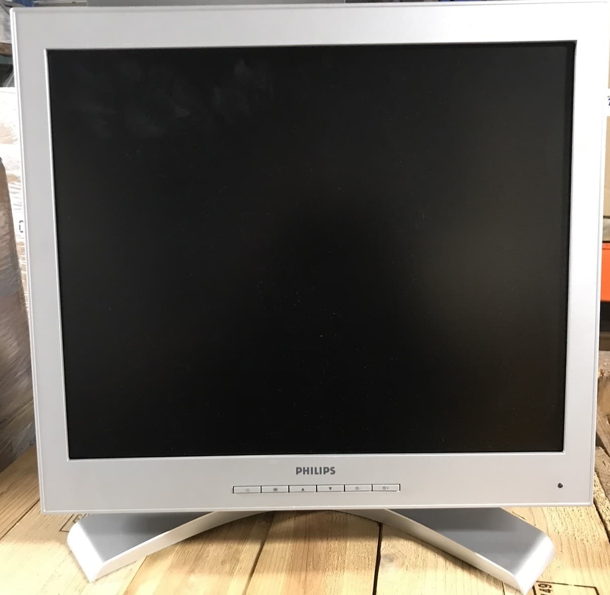 455300008793-19 inch LCD display monitor Q19-A (Q19CHS). It replaces and is fully interchangeable with P/N 455300