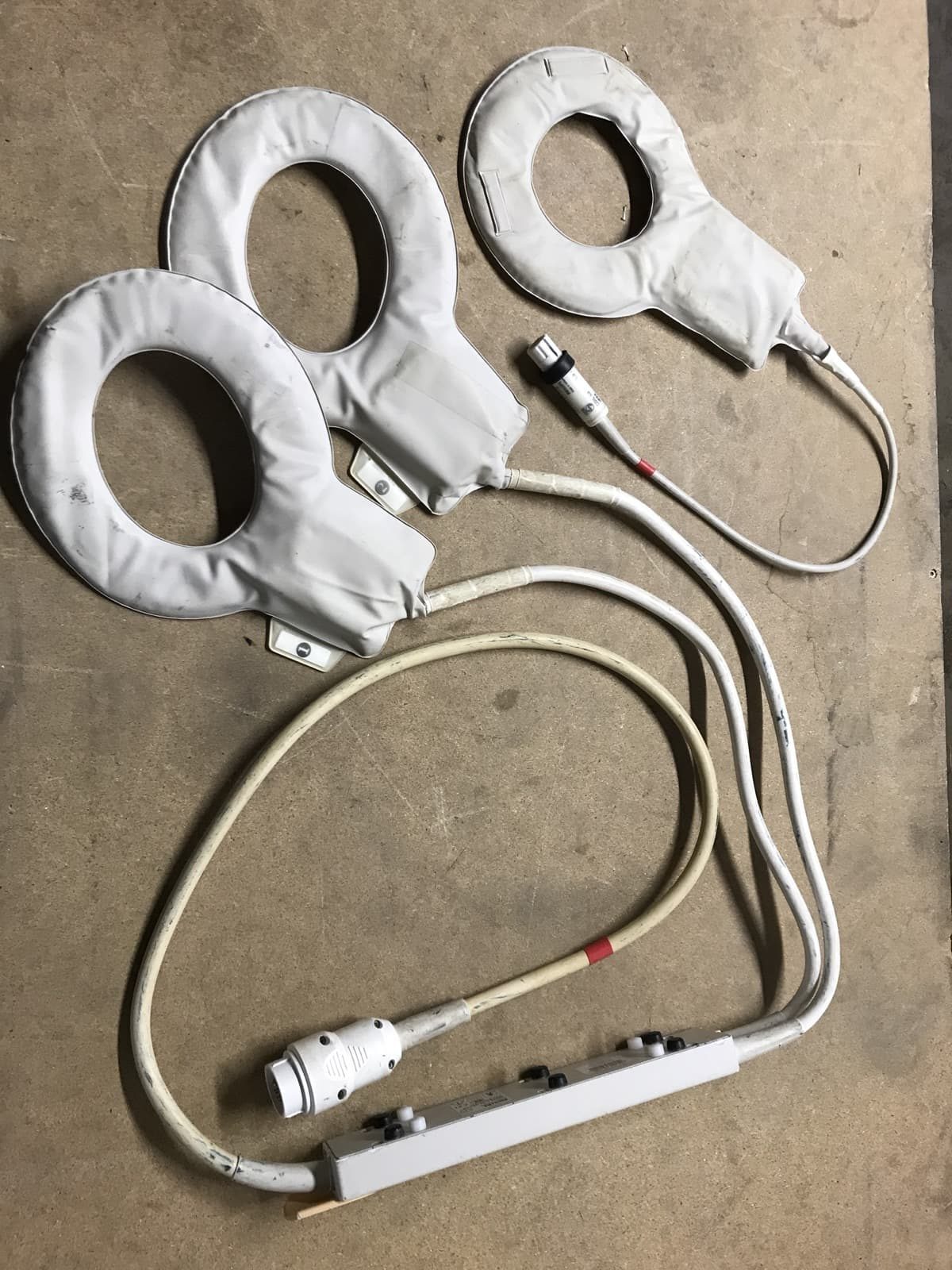 452213219103-Sense Flex Medium IPX4