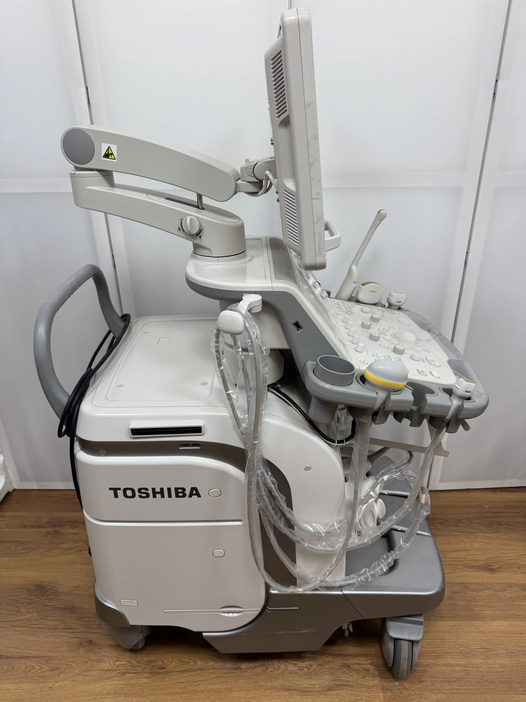 Аппарат УЗИ Toshiba Aplio 500 2