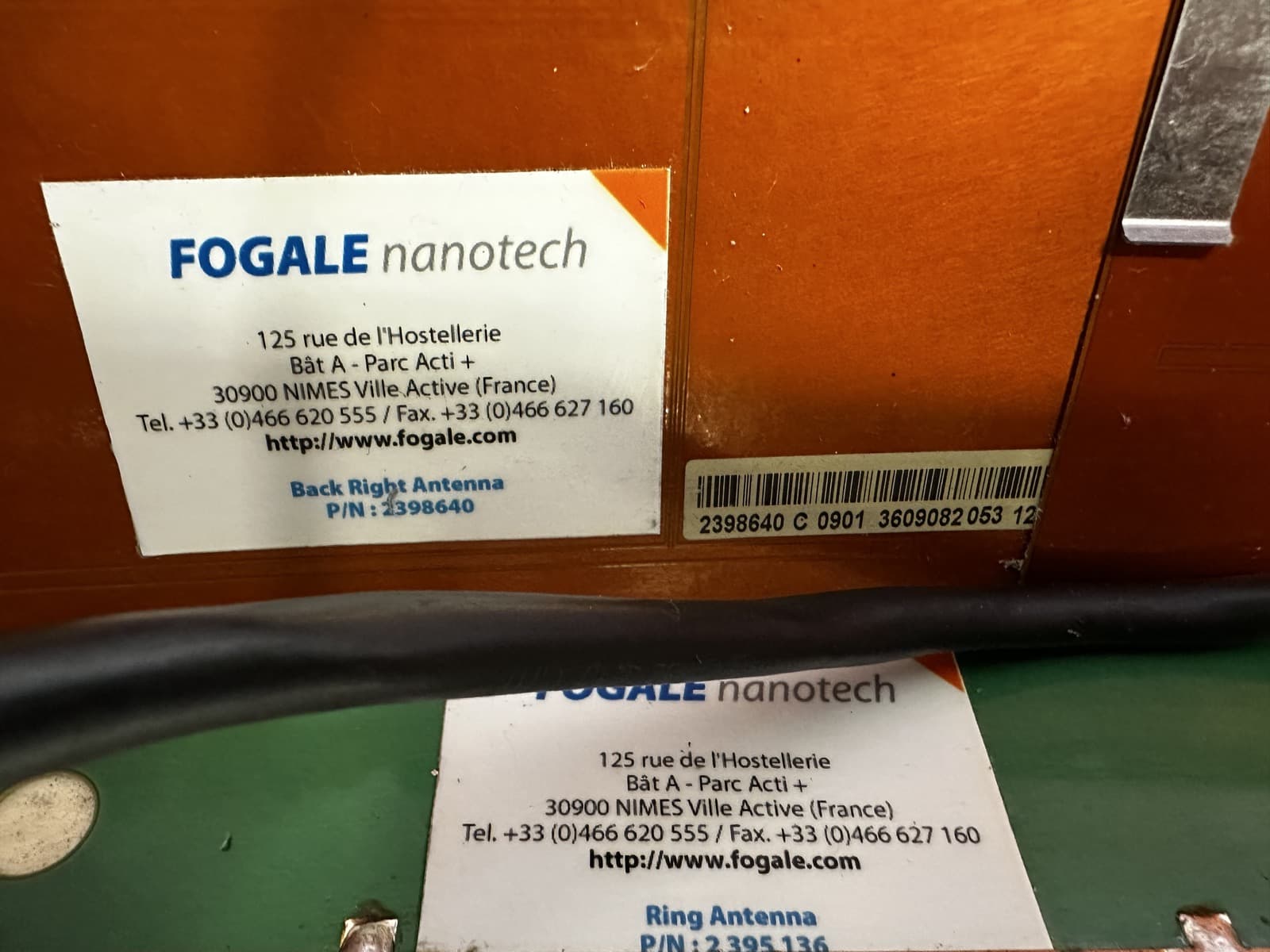 2398640-Antena Cover