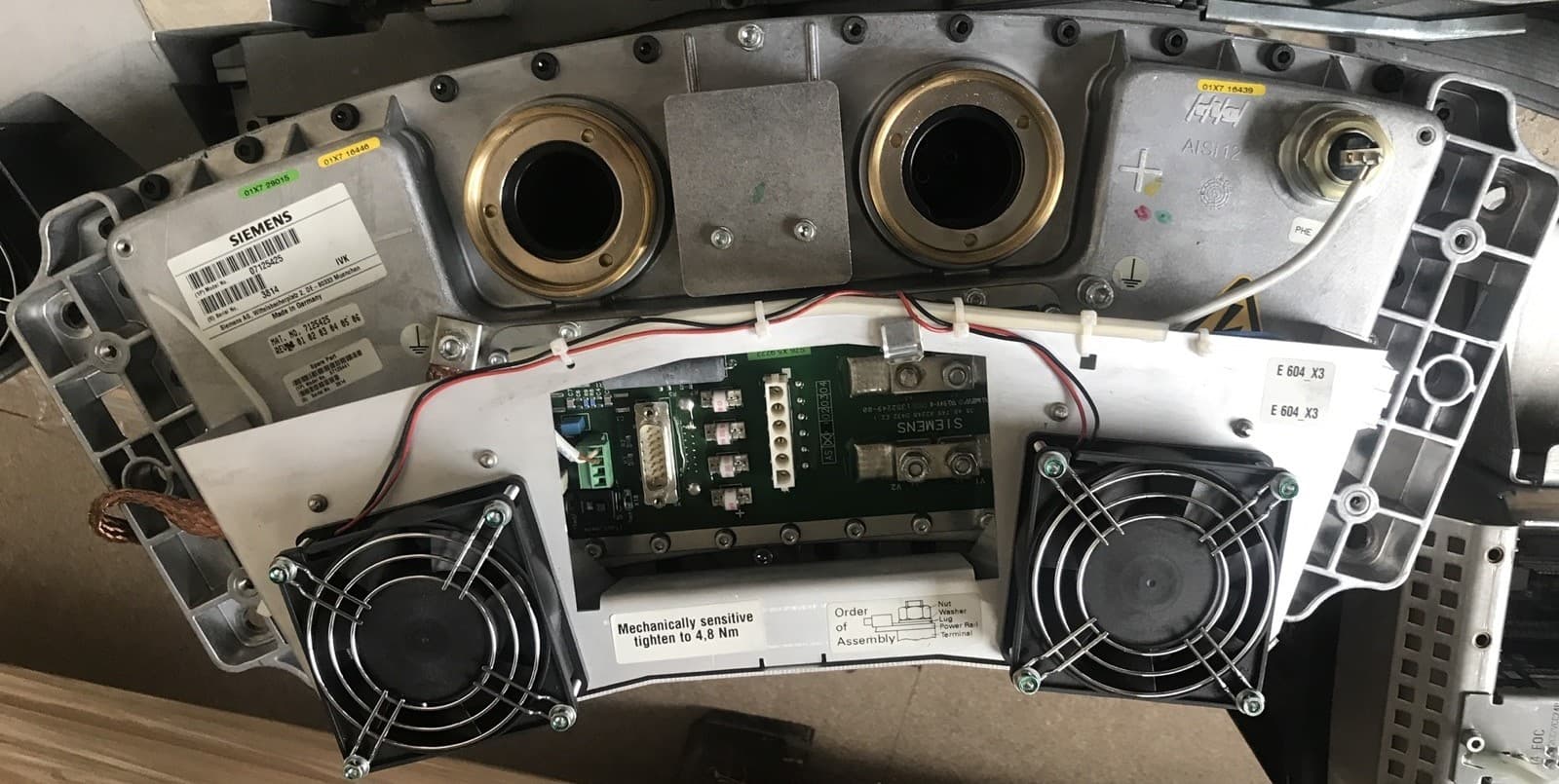 7125425-High Voltage Tank