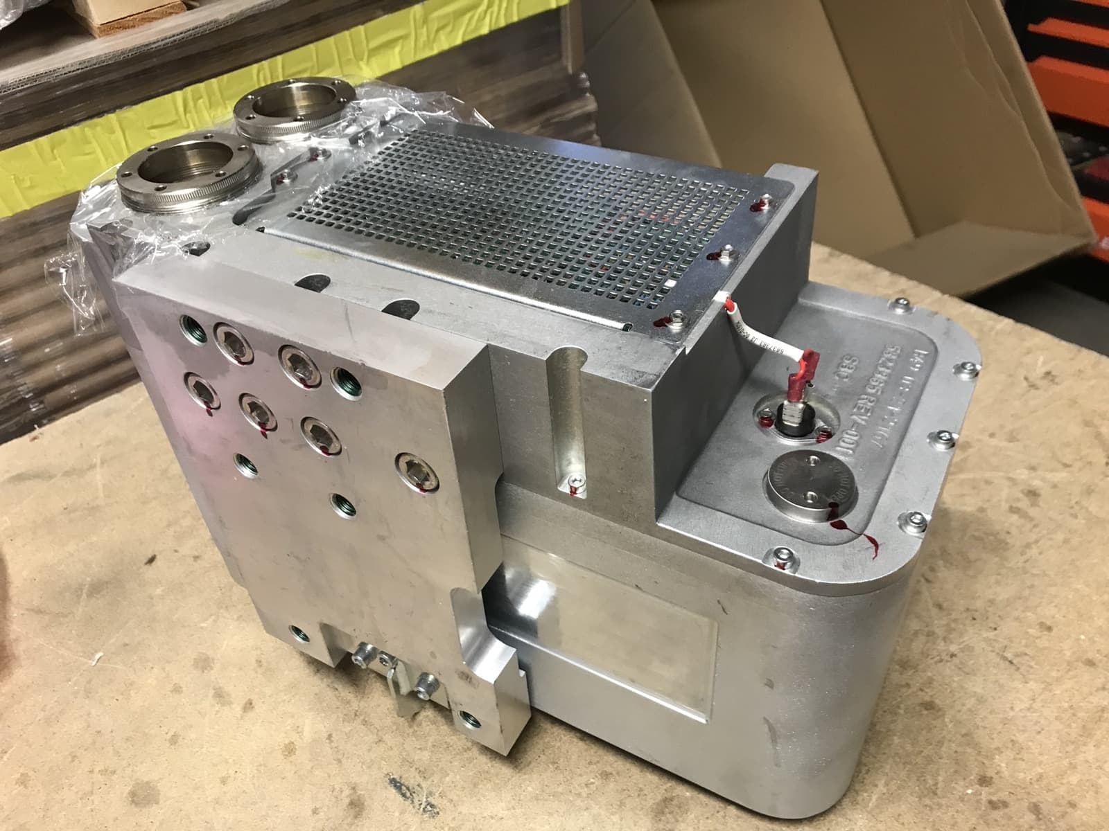 2237336-7-HEMIT High Voltage (HV) Tank – PERENNA