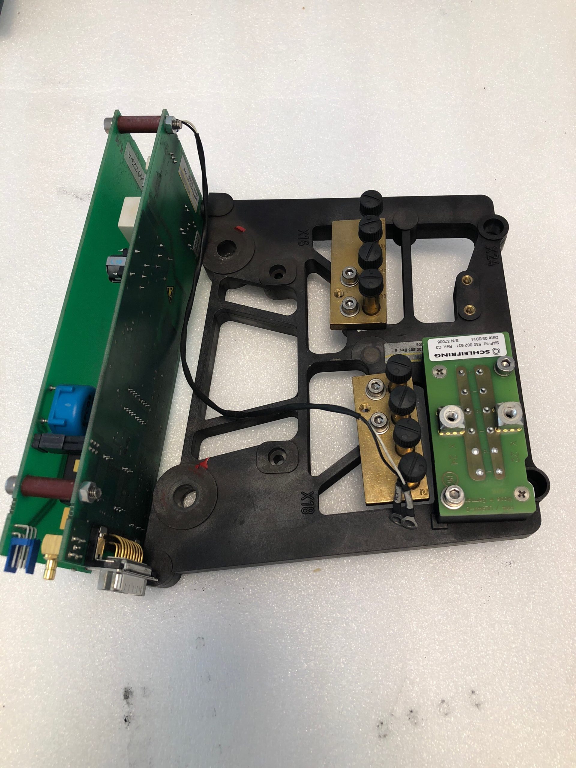 3804692-Carbon Data Brush Set_S-F